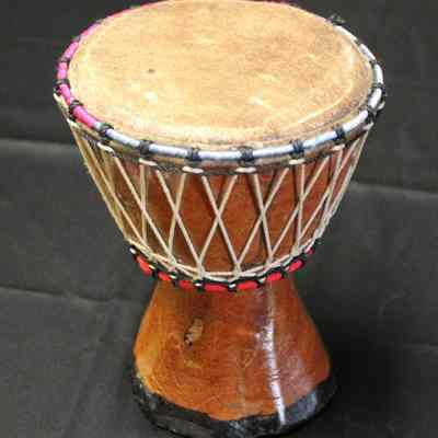 Small Djembe "601(b)"