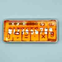 Children's arithmetic and counting set, boxed (bead counters, number/operator tiles, and stencil-ruler) - Image 2