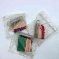 Coil tension spring with striped webbing strip (set of 3)