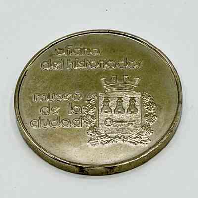 Commemorative medal, "Restauración del Centro Histórico — La Habana 1982" — Oficina del Historiador / Museo de la Ciudad