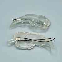Name Pair of clear plastic leaf-form hair barrettes