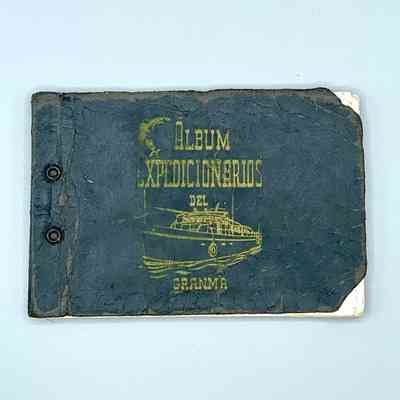 Commemorative photo album, "Álbum Expedicionarios del Granma"