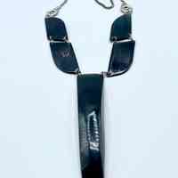          Modernist bib necklace, linked dark horn plates picture number 2
   
