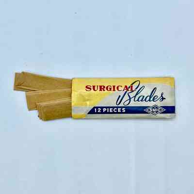 "SMIC" surgical scalpel blades, packet of 12