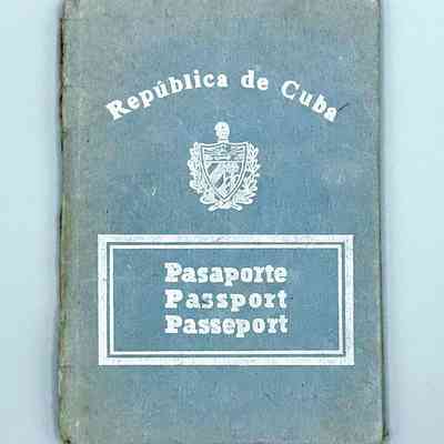 Cuban passport (Pasaporte, República de Cuba)