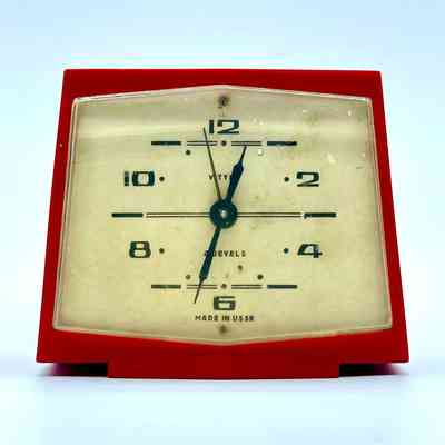 "Vityaz" (Витязь) mechanical alarm clock, red plastic case