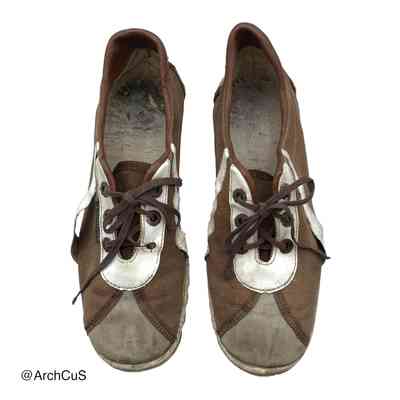 "Yumurí" brown woven-textile lace-up casual shoes with white saddle overlays