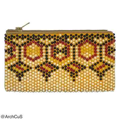 Beaded zip coin purse — rosette/sunburst medallion pattern