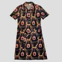 "Exclusiva" chain-and-crest print dress