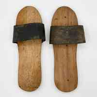 Pair of Wooden Cuban House Slippers (Chancletas de Palo) with Tire-Rubber Strap