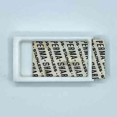 "Perma-Sharp Stainless" Double-Edge Razor Blade in Original Plastic Dispenser