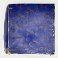          gift box picture number 1
   