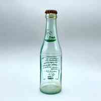 Soft-drink bottle, "Fres" (Cuban fruit soda), 207 ml