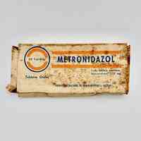 Metronidazole 250 mg oral tablets, boxed with blister strip