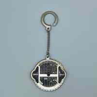 Road-safety perpetual-calendar keychain, "Más conciencia, menos accidentes" (Semana del Tránsito) - Image 3