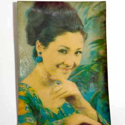 Lenticular "Winking Girl" Postcard (IMCO Stereo Card), with Spanish manuscript message