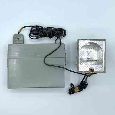 "ФИЛ/FIL" electronic photo flash — reflector head with separate power-supply block and 220 V mains plug