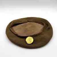 Milicias Nacionales Revolucionarias (MNR) beret with "BON-156 · FUNDADOR" founding-member pin - Image 2
