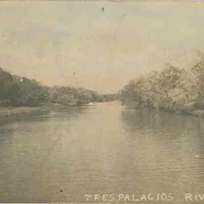 TresPalacios River