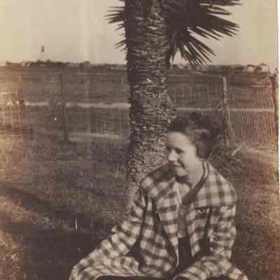 Young Elsie Luther