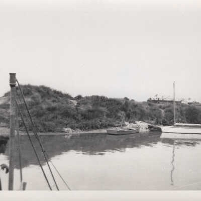 Sailing along Bay