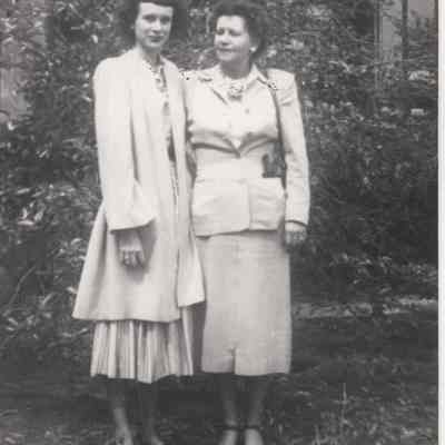 Adult Claire Joy with her mother Elsie
