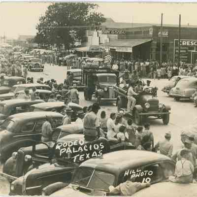 Rodeo Parade on Main St.