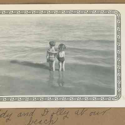 Buddy Luther and Dolly Milam at the beach