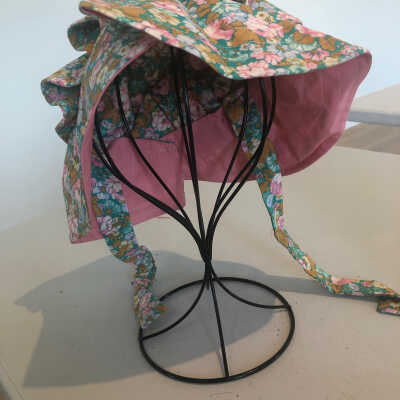Chinz Bonnet