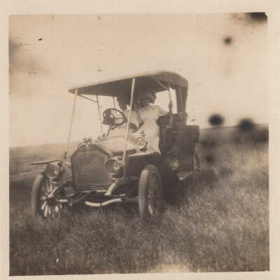 Vehicle with 2 unknown people