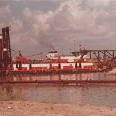 Dredge at New Turning Basin