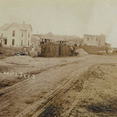 Construction along 5th Street