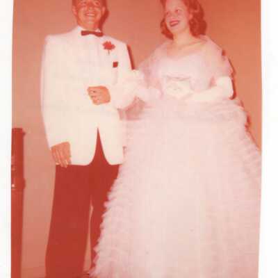 Sallie Hayes and Jerry Davidek