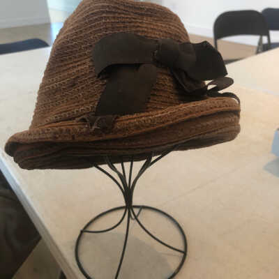 Brown Wool Hat with Bow