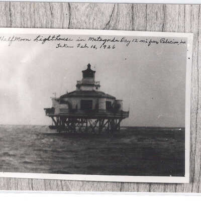 Half Moon Light House
