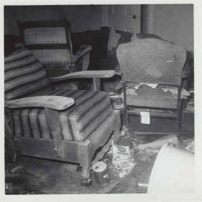 1st and Duson Interior