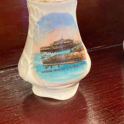 Bathing Pavilion Salt and Pepper Shaker