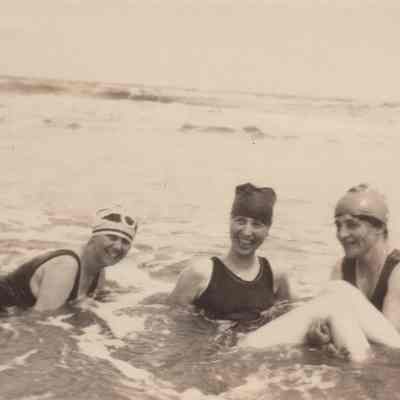Mrs. Lucas (?), Nell Kimball, and Mrs. Pierce