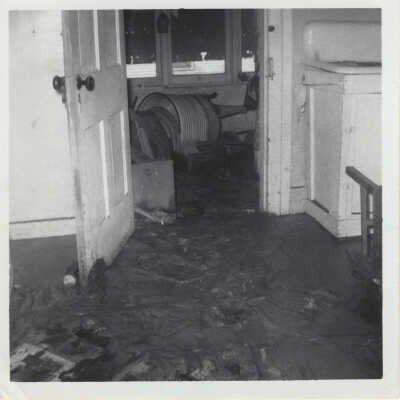 1st and Duson Interior