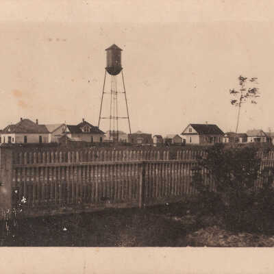 Opal Price yard