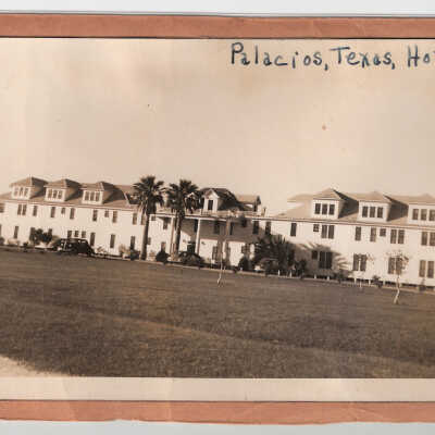 Palacios Hotel, Souvenir picture