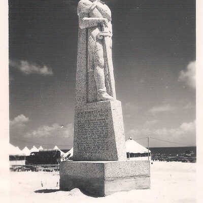 La Salle Monument