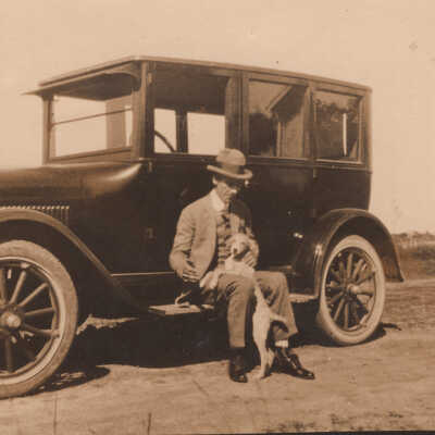 1923 Earl Sedan????