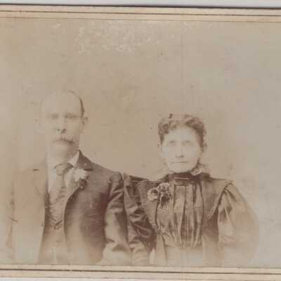 Sarah and John Baggs
