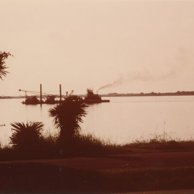 Barge