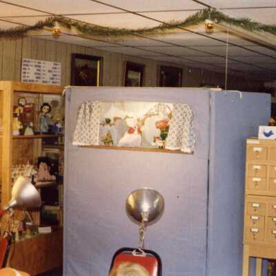 Puppet show at the Tri-County Library