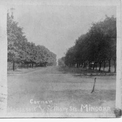 Looking east on St. Marys c1907