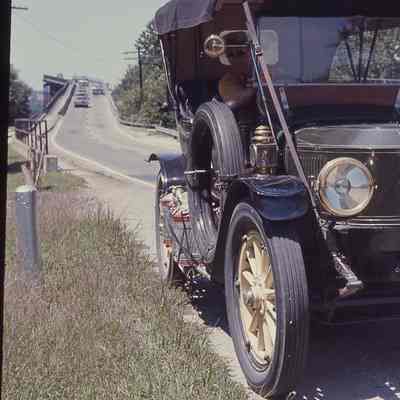 1972 Transcontinental Reliability Tour - 1912 Stanley Model 87 roadside
