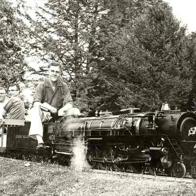Thomas C Marshall, Jr, and the 401 with passengers, 1960s