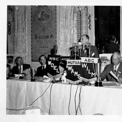 1949 Glidden Tour - awards ceremony at the Hotel DuPont